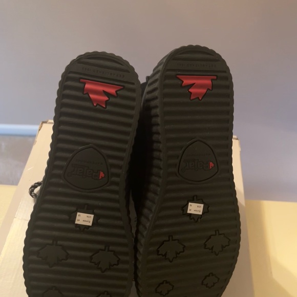 NWT women’s Pajar black boots. - Picture 7 of 9